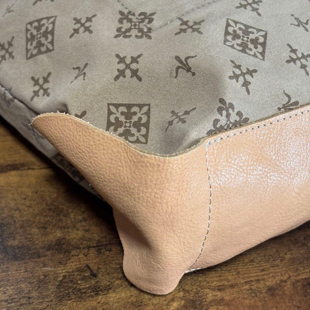 Excellent condition Russet tote bag. Canvas and leather construction with monogram design. Shoulder bag style, A4 size compatible.